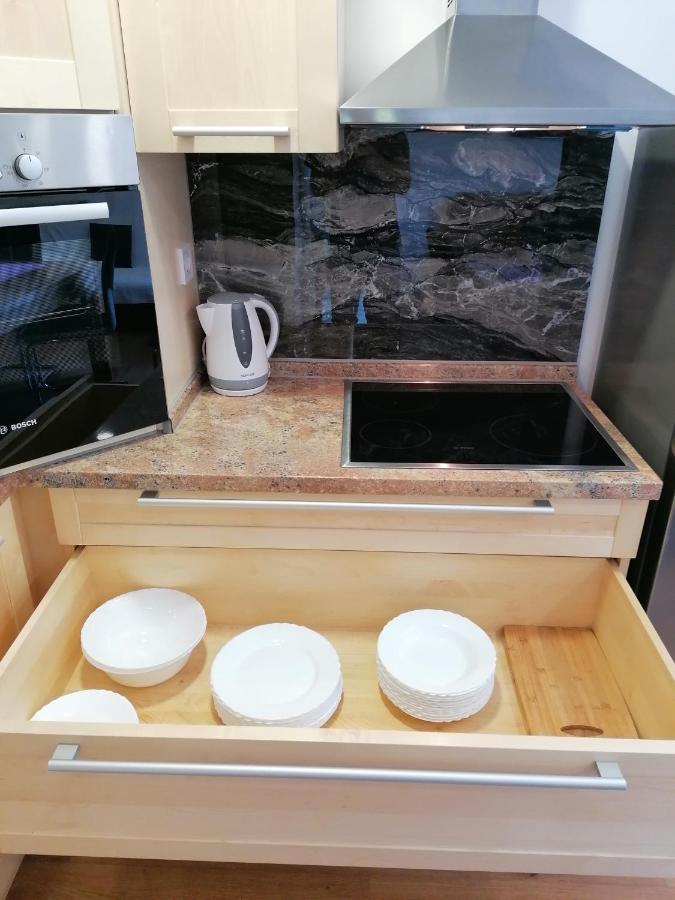 Apartment "B" 50 M From The Beach 자다르 외부 사진